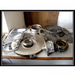 Intermediate plate, clutch plate, syncronisers